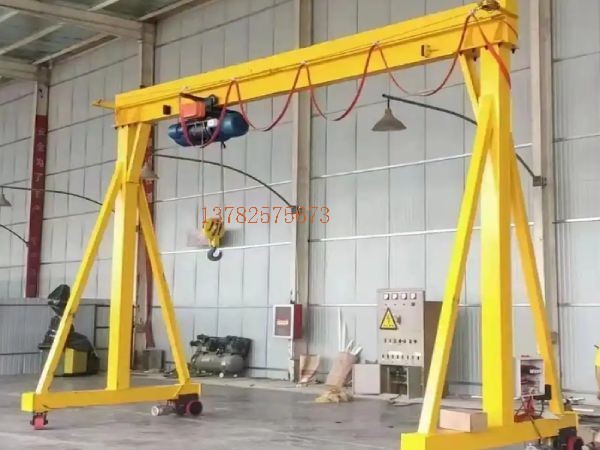 在什么情況下需要對龍門吊門式起重機進行維修和檢修？
